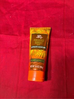 New Pineapple Sunset Body Lotion - Orange